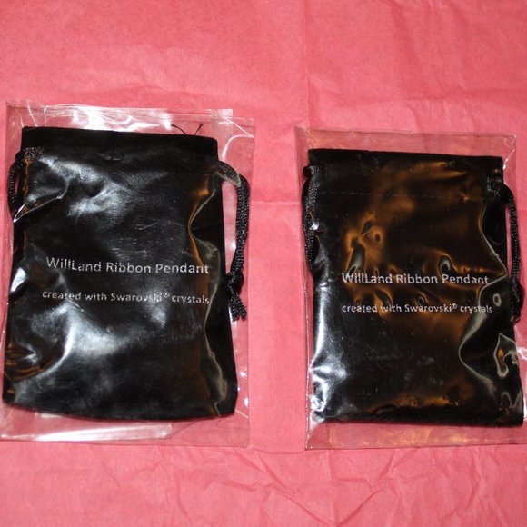 Ribbon Pendant Created With Swaroski Crystals - Picture 5 of 6